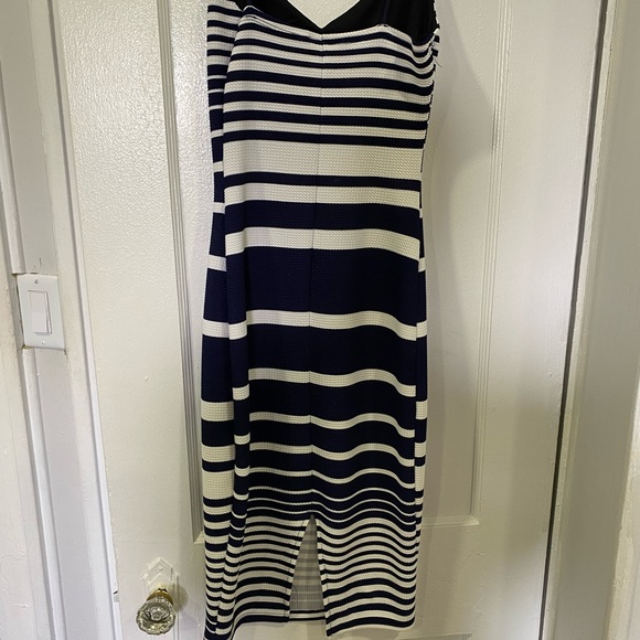 Striped tight dress - Picture 2 of 2